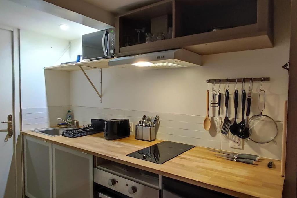 Studio Paisible Et Balneo Vezin-le-Coquet Exteriör bild